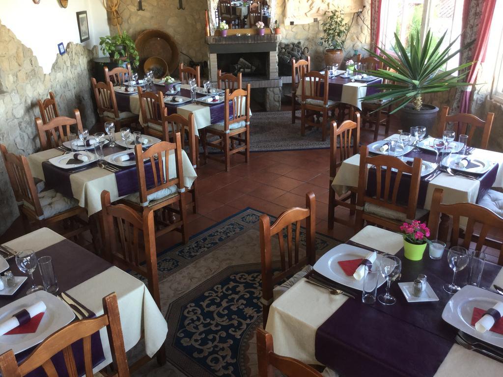 Los Cazadores Bed and Breakfast El Gastor Eksteriør billede